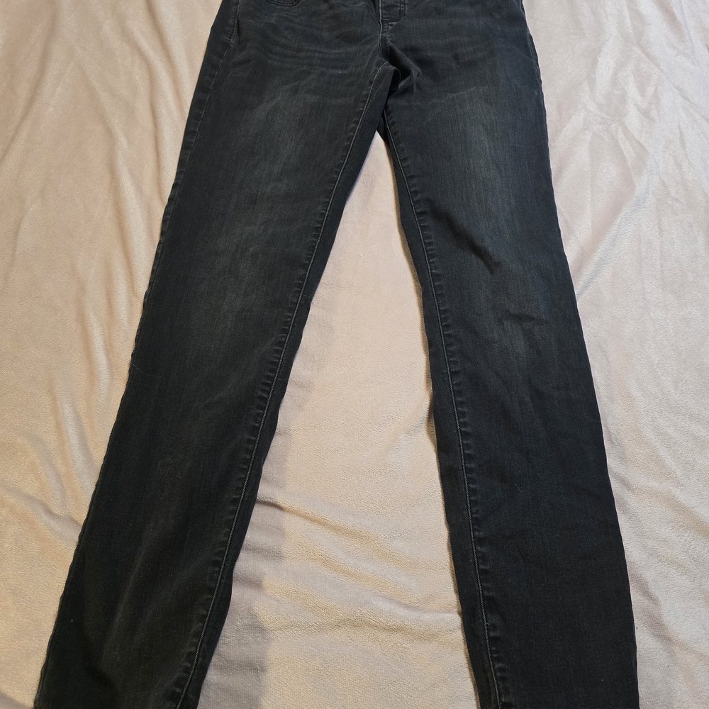 SO Women's Black Straight Leg Jeans